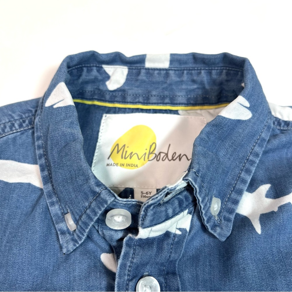 Mini Boden Sharks Button Down Long Sleeve Shirt Size 5-6 Years Old - Picture 4 of 10